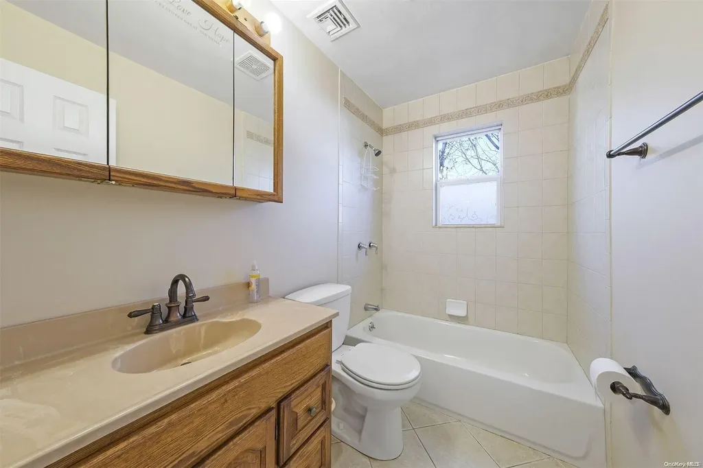 60 Lynbrook Drive Mastic Beach NY 11951