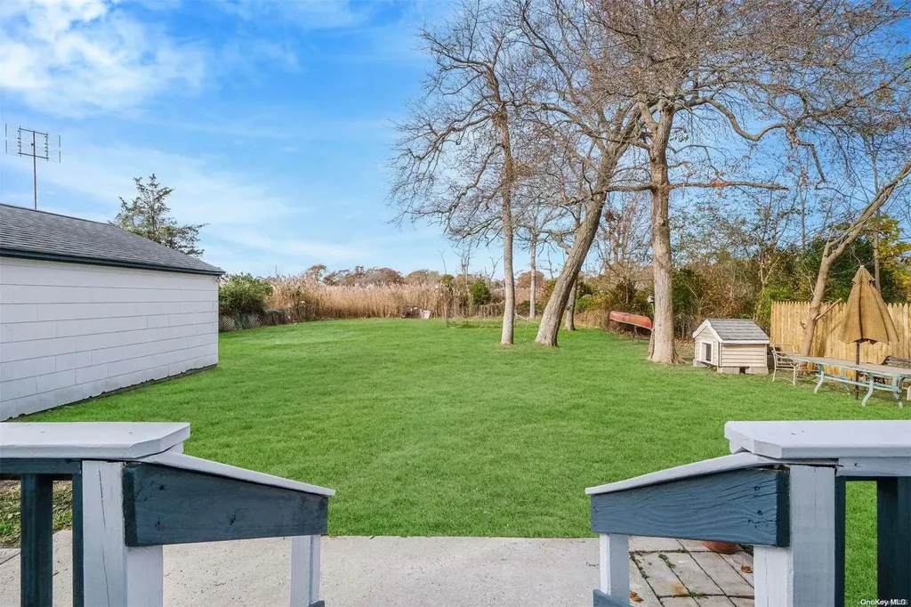 60 Lynbrook Drive Mastic Beach NY 11951