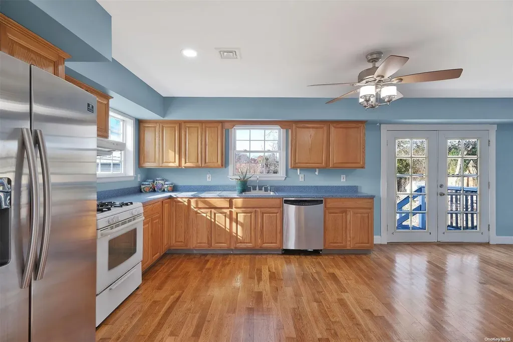 60 Lynbrook Drive Mastic Beach NY 11951