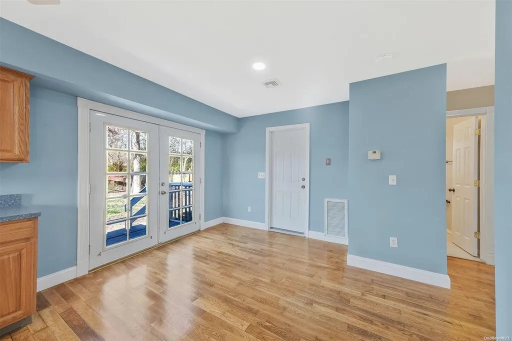 60 Lynbrook Drive Mastic Beach NY 11951