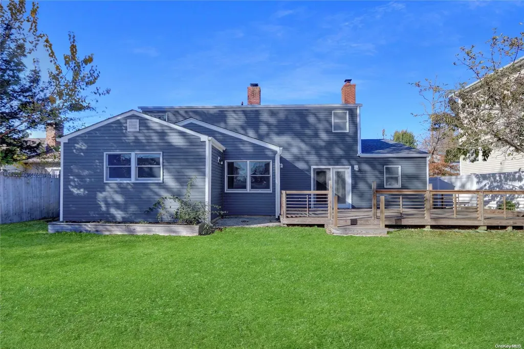 118 Brighton Way Merrick NY 11566
