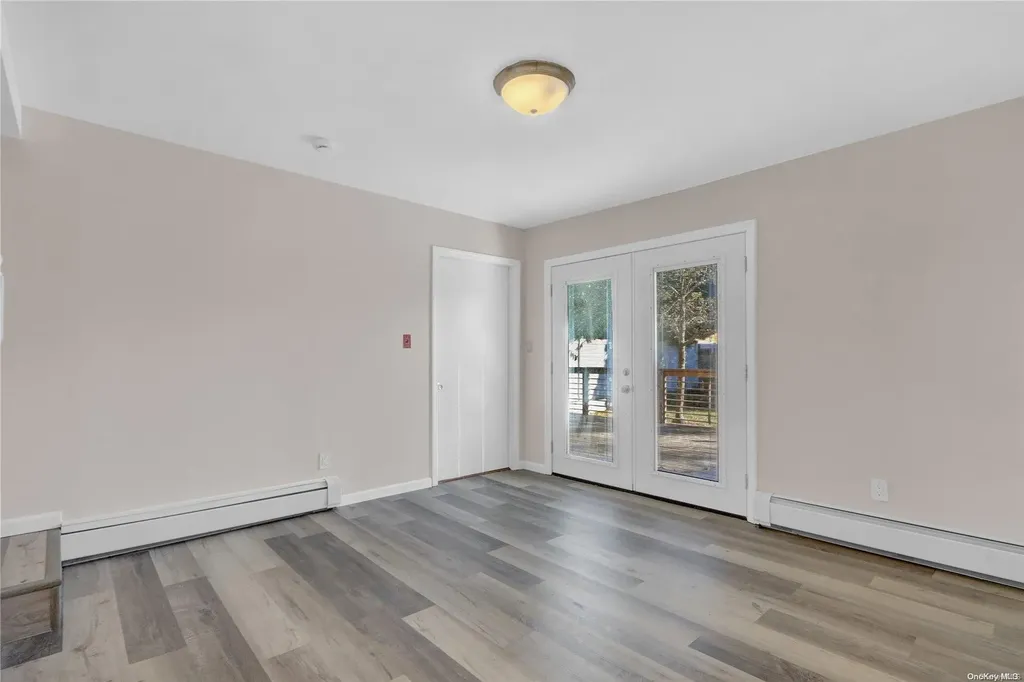 118 Brighton Way Merrick NY 11566