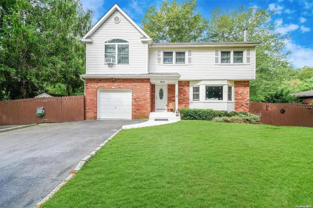 56 Sally Lane Ridge NY 11961