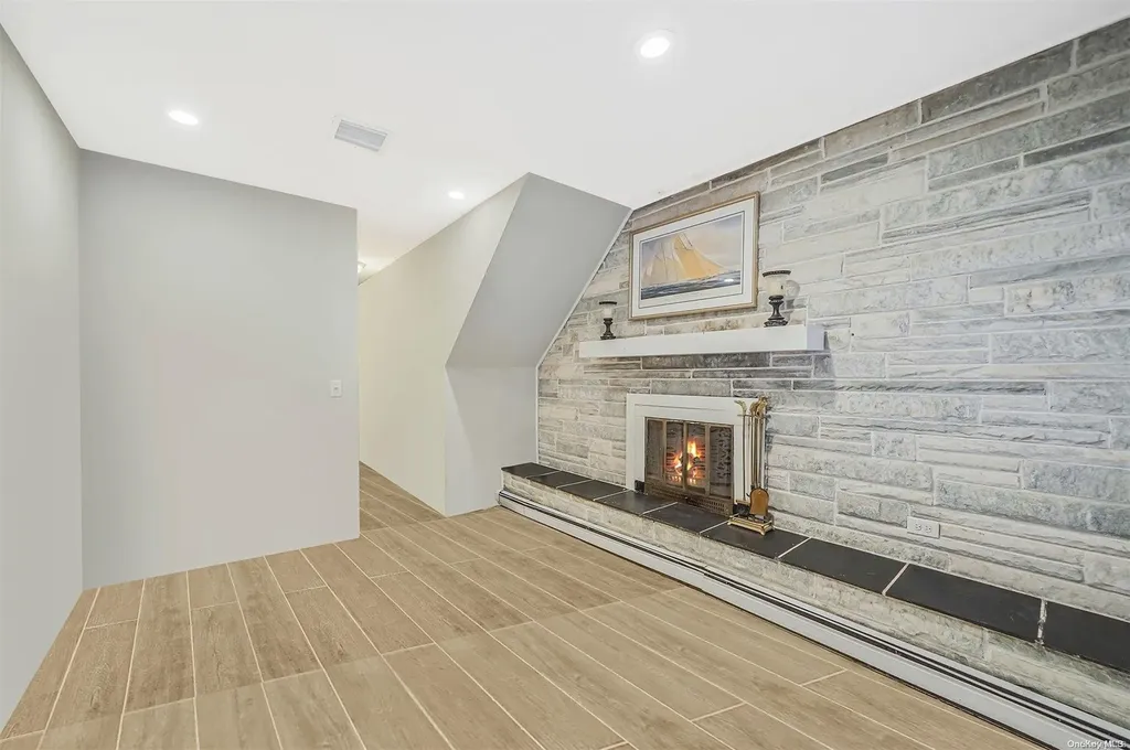 56 Sally Lane Ridge NY 11961