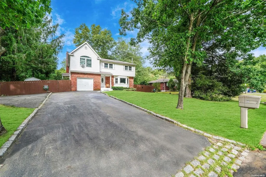 56 Sally Lane Ridge NY 11961