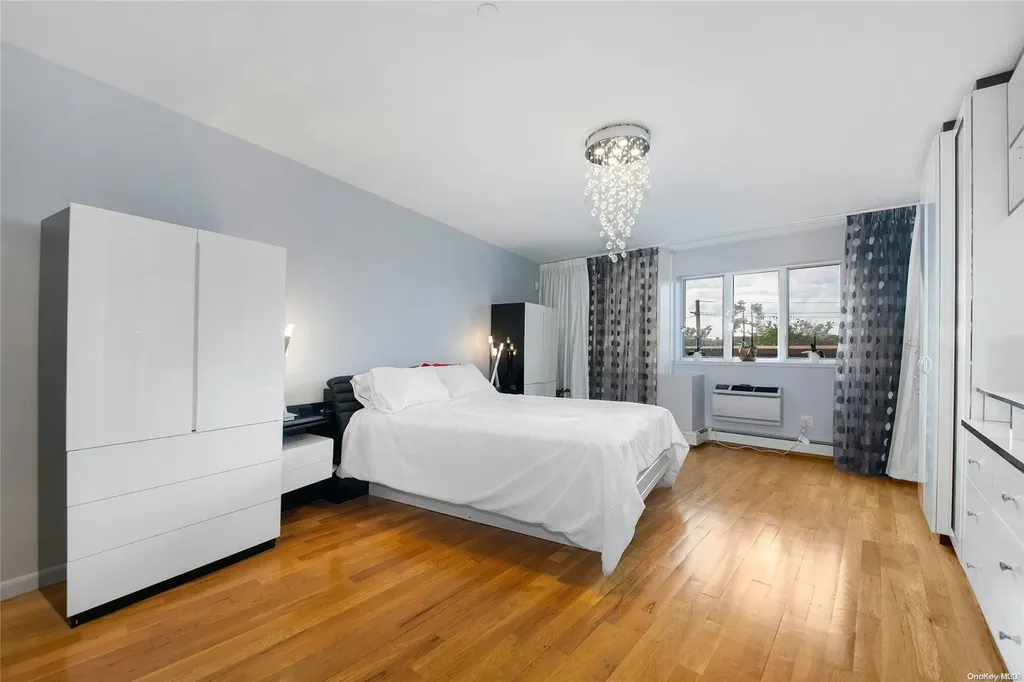 2617 E 17th Street Brooklyn NY 11235