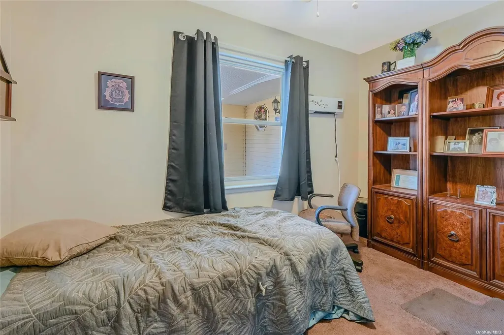 50 Ranch Drive Shirley NY 11967