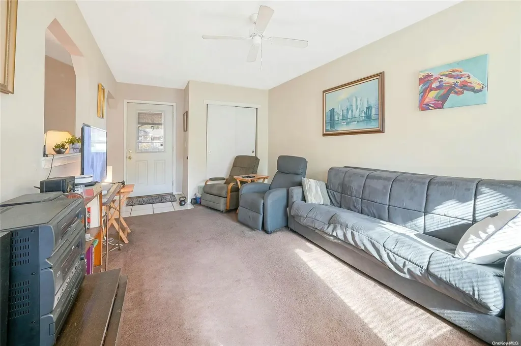 50 Ranch Drive Shirley NY 11967