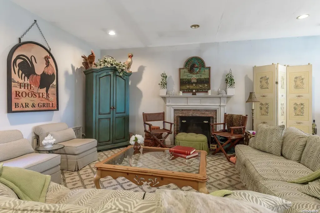 88 Jennings Road Cold Spring Harbor NY 11724