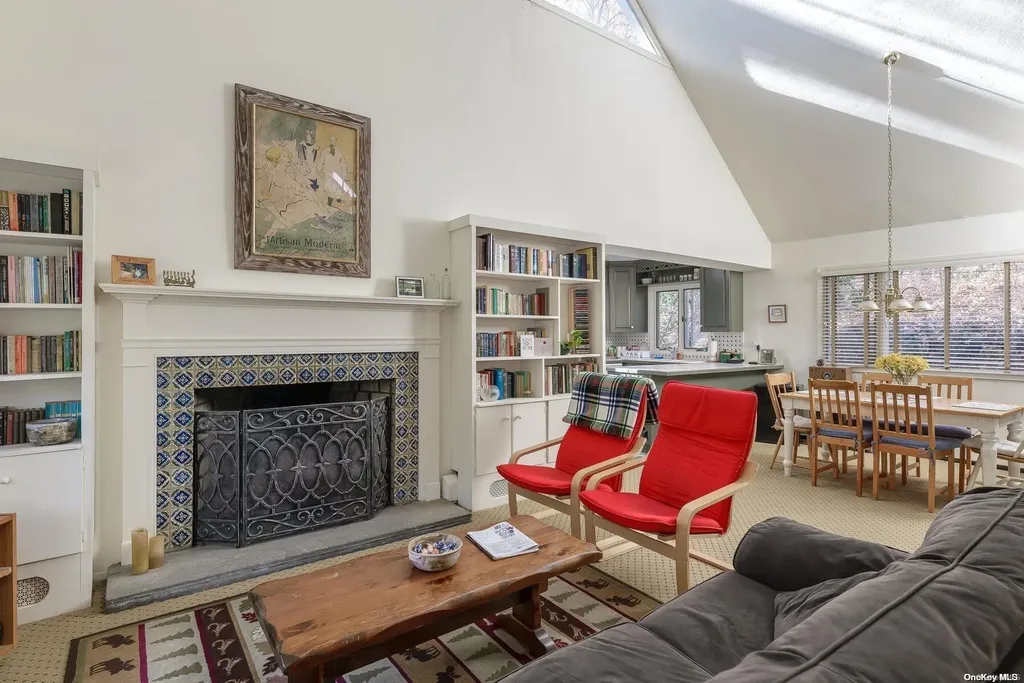 88 Jennings Road Cold Spring Harbor NY 11724