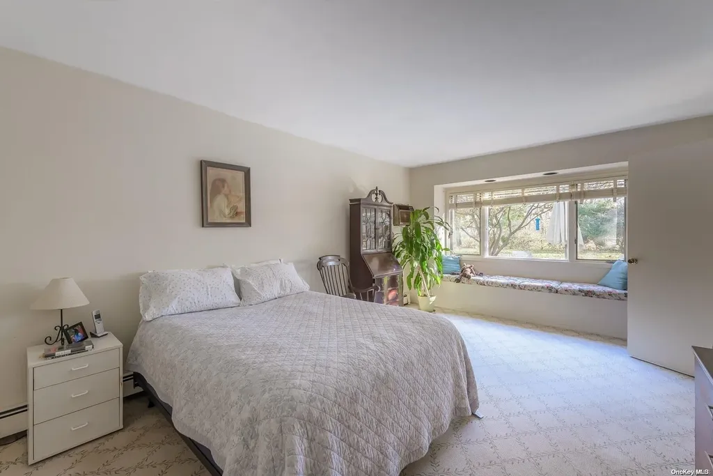 88 Jennings Road Cold Spring Harbor NY 11724