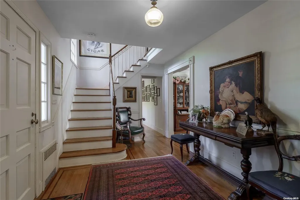 88 Jennings Road Cold Spring Harbor NY 11724