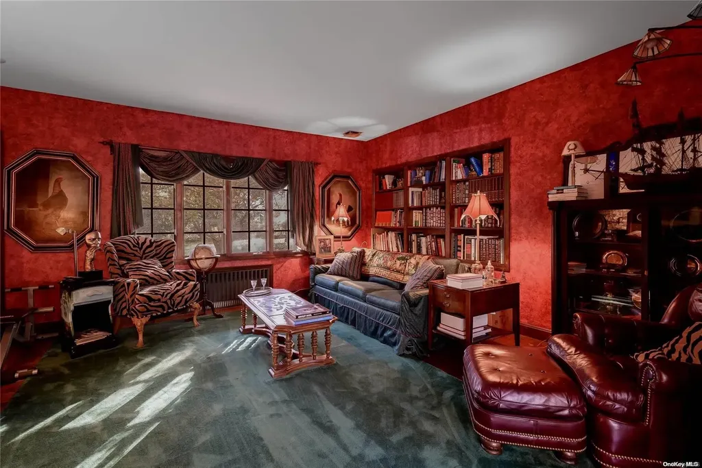 88 Jennings Road Cold Spring Harbor NY 11724