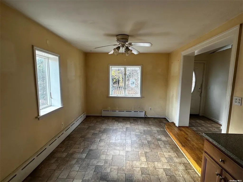 2468 River Road Calverton NY 11933