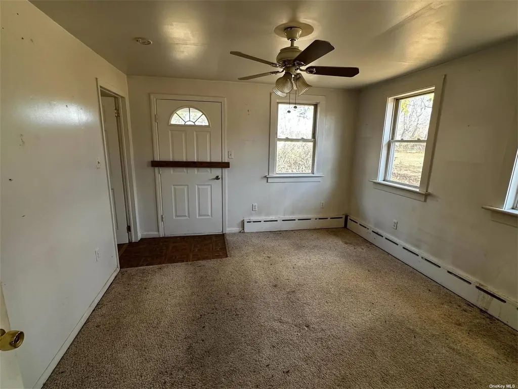 2468 River Road Calverton NY 11933
