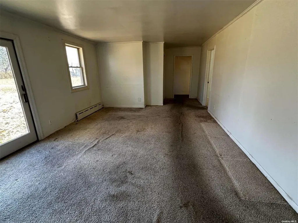 2468 River Road Calverton NY 11933