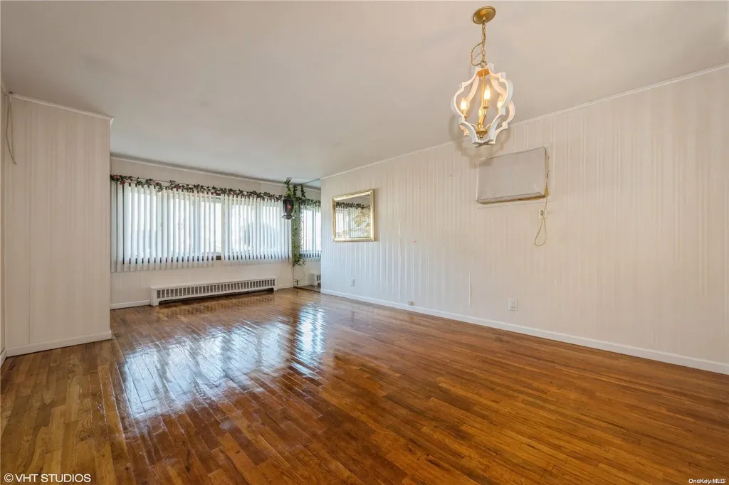 3010 Terrace Road Wantagh NY 11793