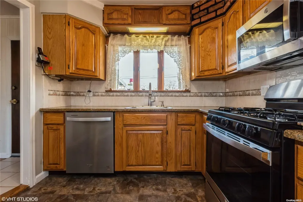 3010 Terrace Road Wantagh NY 11793