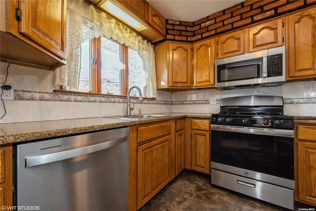 3010 Terrace Road Wantagh NY 11793