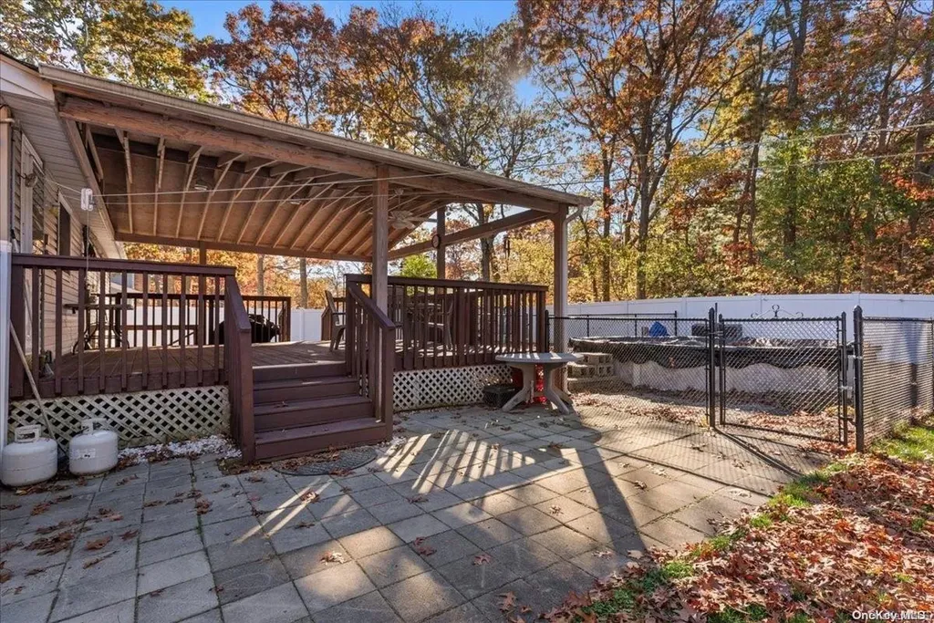 38 Pershing Street Mastic NY 11950