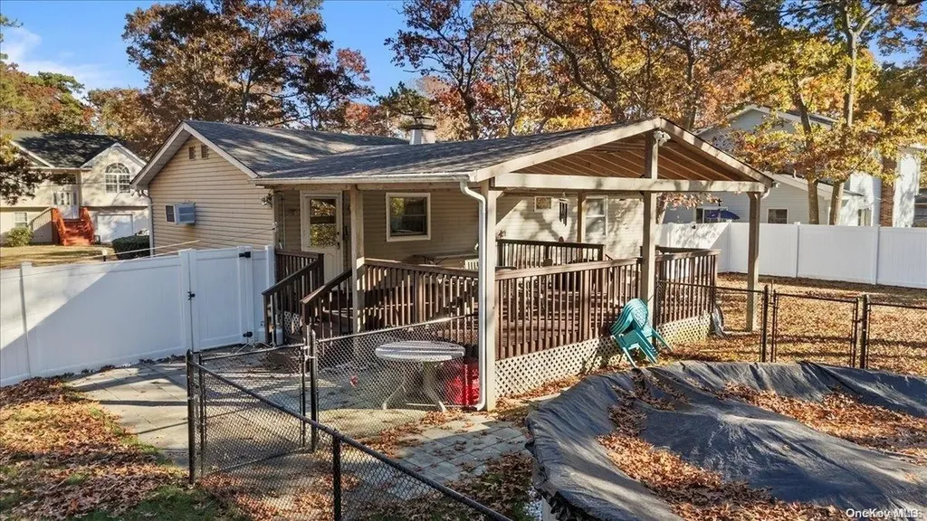 38 Pershing Street Mastic NY 11950