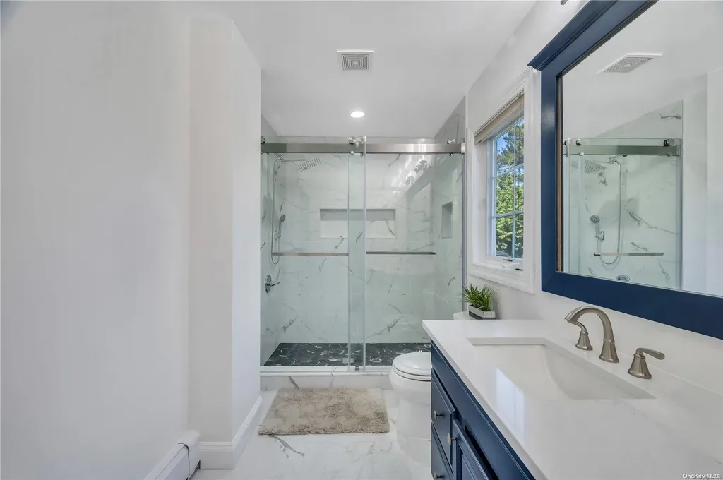 4 Croyden Drive Massapequa NY 11758