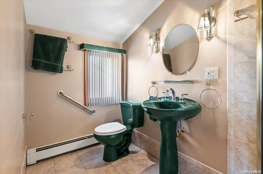 155 King Street Elmont NY 11003