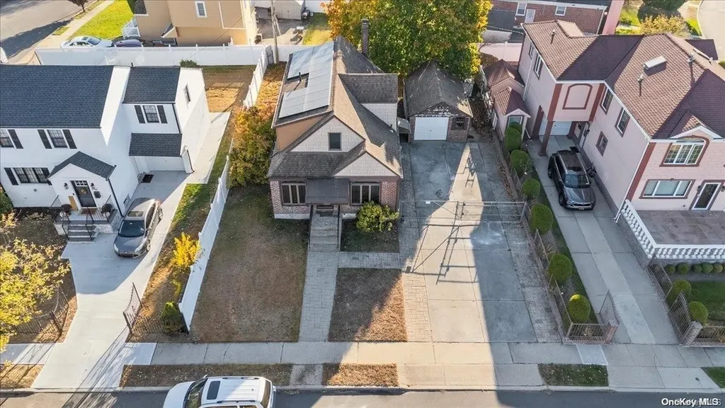 155 King Street Elmont NY 11003