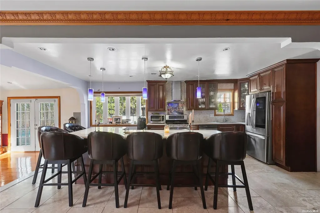 63 Brookfield Road Valley Stream NY 11581