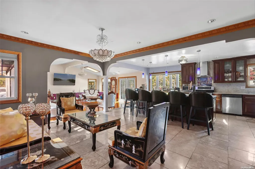 63 Brookfield Road Valley Stream NY 11581