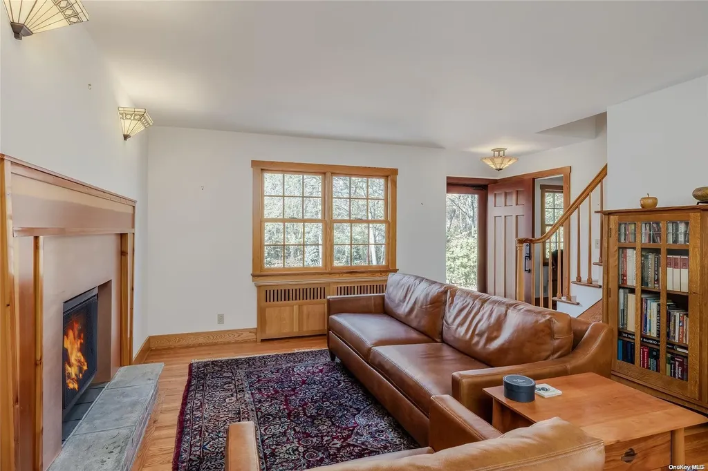 61 Thompson Hay Path Setauket NY 11733