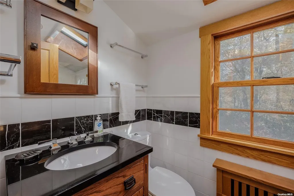 61 Thompson Hay Path Setauket NY 11733