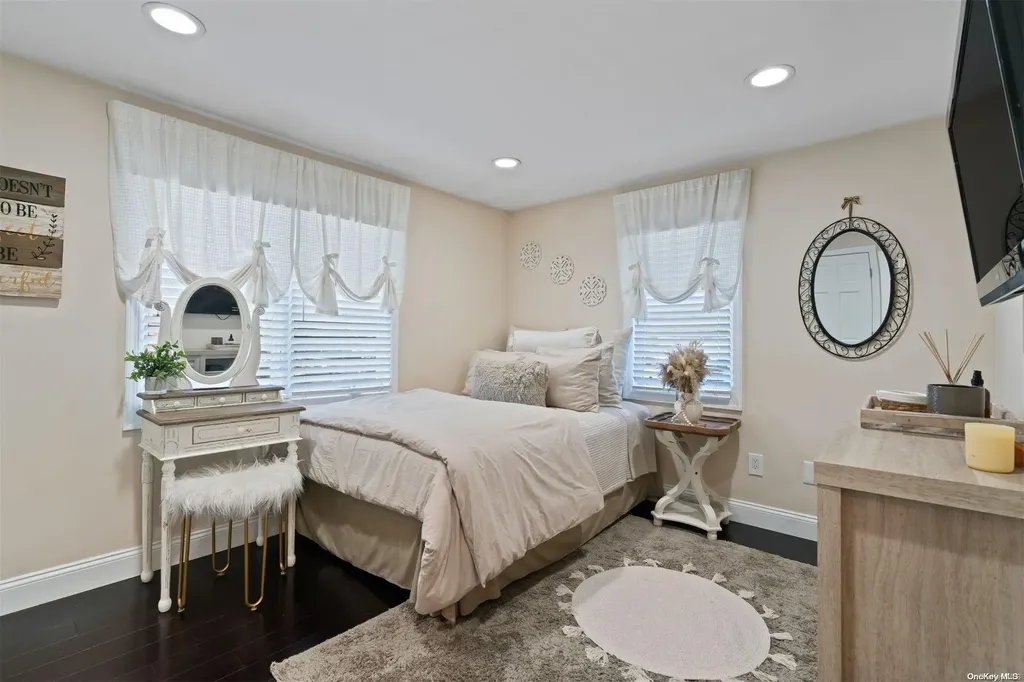 146 E Shore Drive Massapequa NY 11758