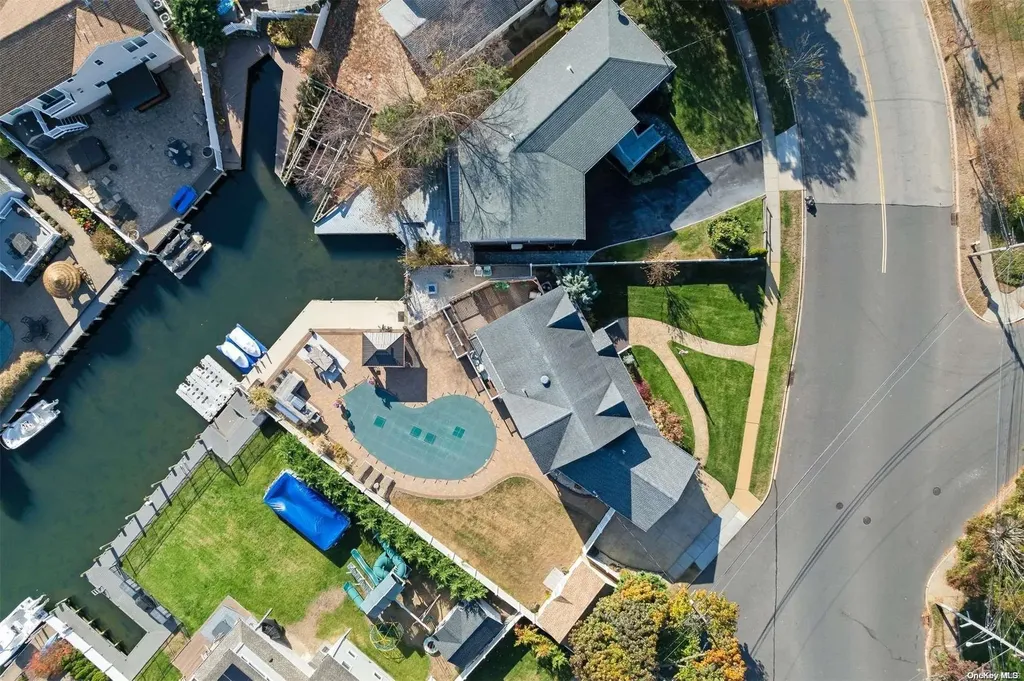 146 E Shore Drive Massapequa NY 11758