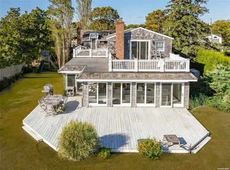 68 Little Neck Road Southampton NY 11968