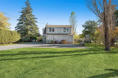 68 Little Neck Road Southampton NY 11968