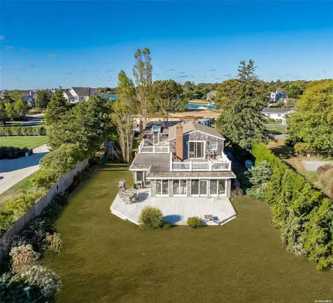 68 Little Neck Road Southampton NY 11968