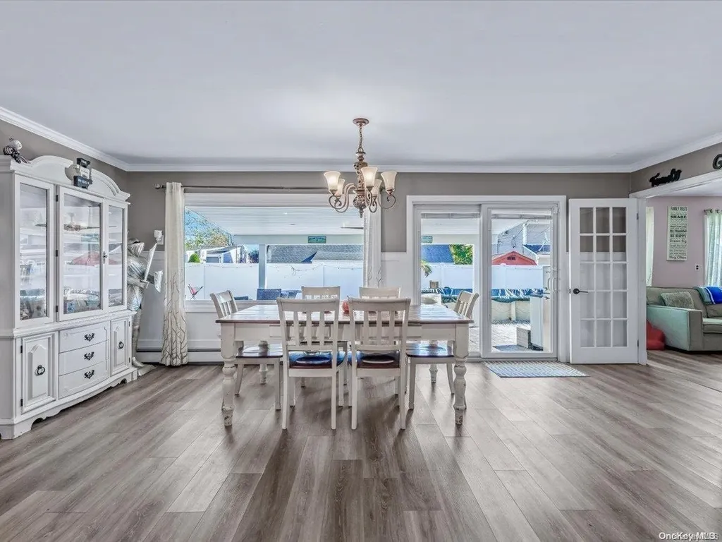 17 Tinder Lane Levittown NY 11756
