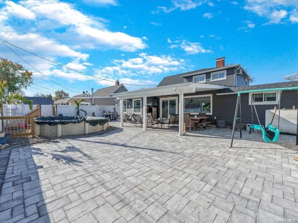 17 Tinder Lane Levittown NY 11756