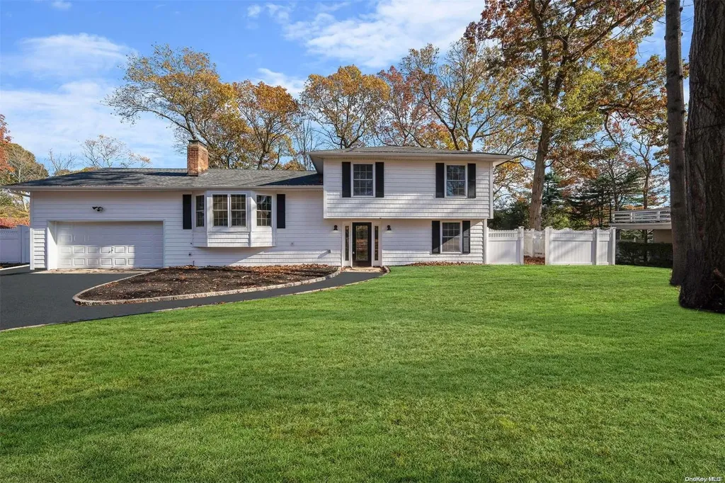 57 Brooksite Drive Smithtown NY 11787