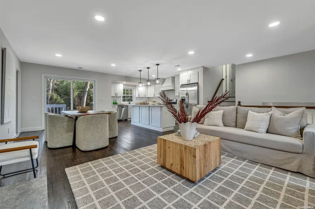 57 Brooksite Drive Smithtown NY 11787