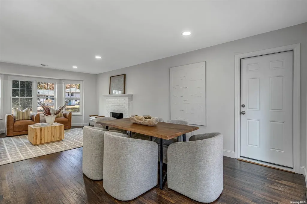 57 Brooksite Drive Smithtown NY 11787