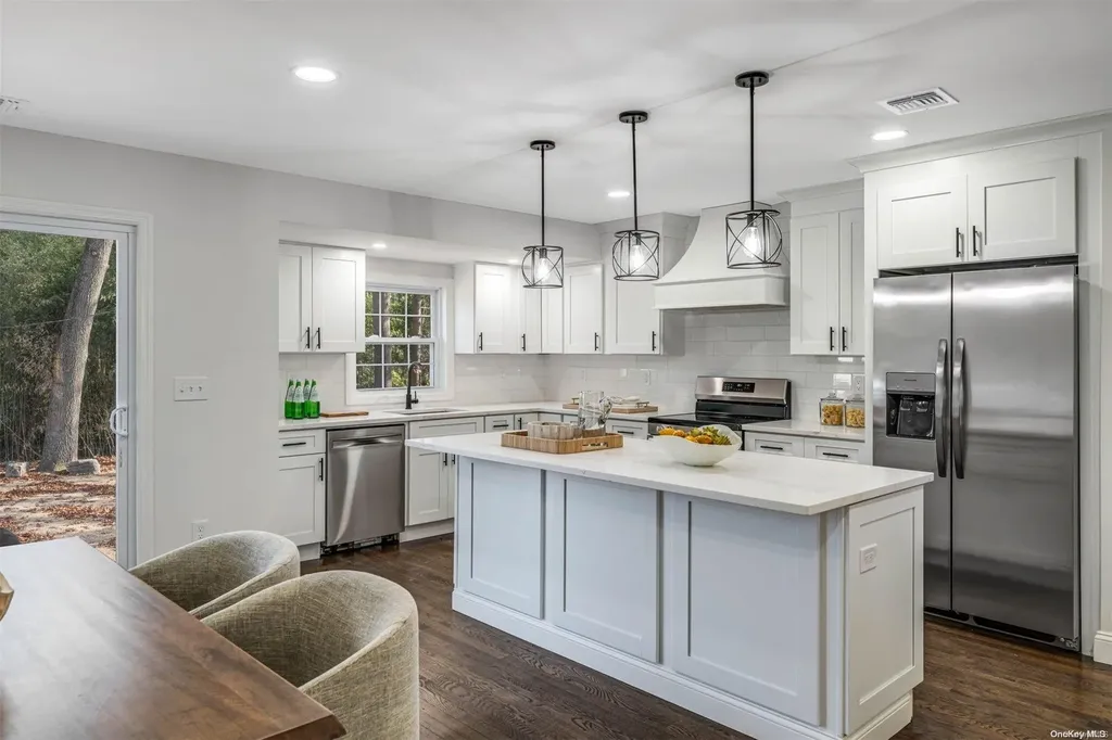 57 Brooksite Drive Smithtown NY 11787