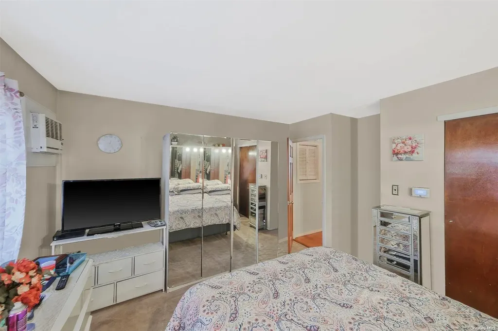 140 Dana Avenue Mastic NY 11950