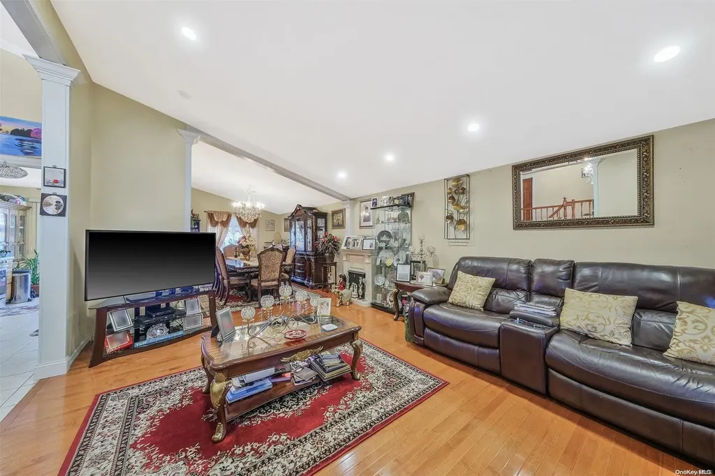 140 Dana Avenue Mastic NY 11950