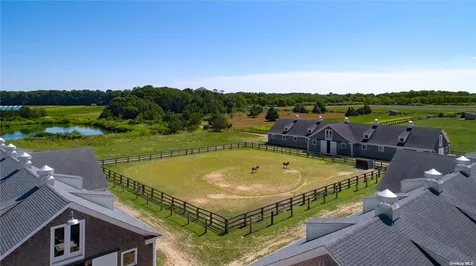 4170/3375+ Indian Neck Lane Peconic NY 11958