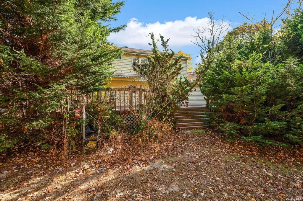 99 S Washington Avenue Centereach NY 11720