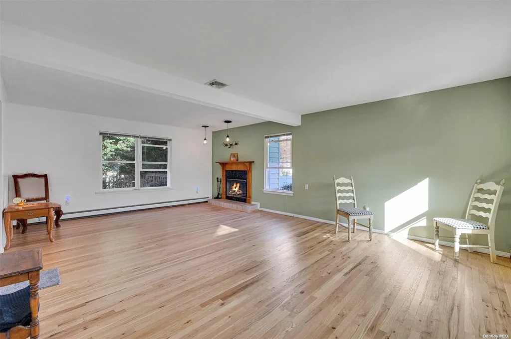 99 S Washington Avenue Centereach NY 11720