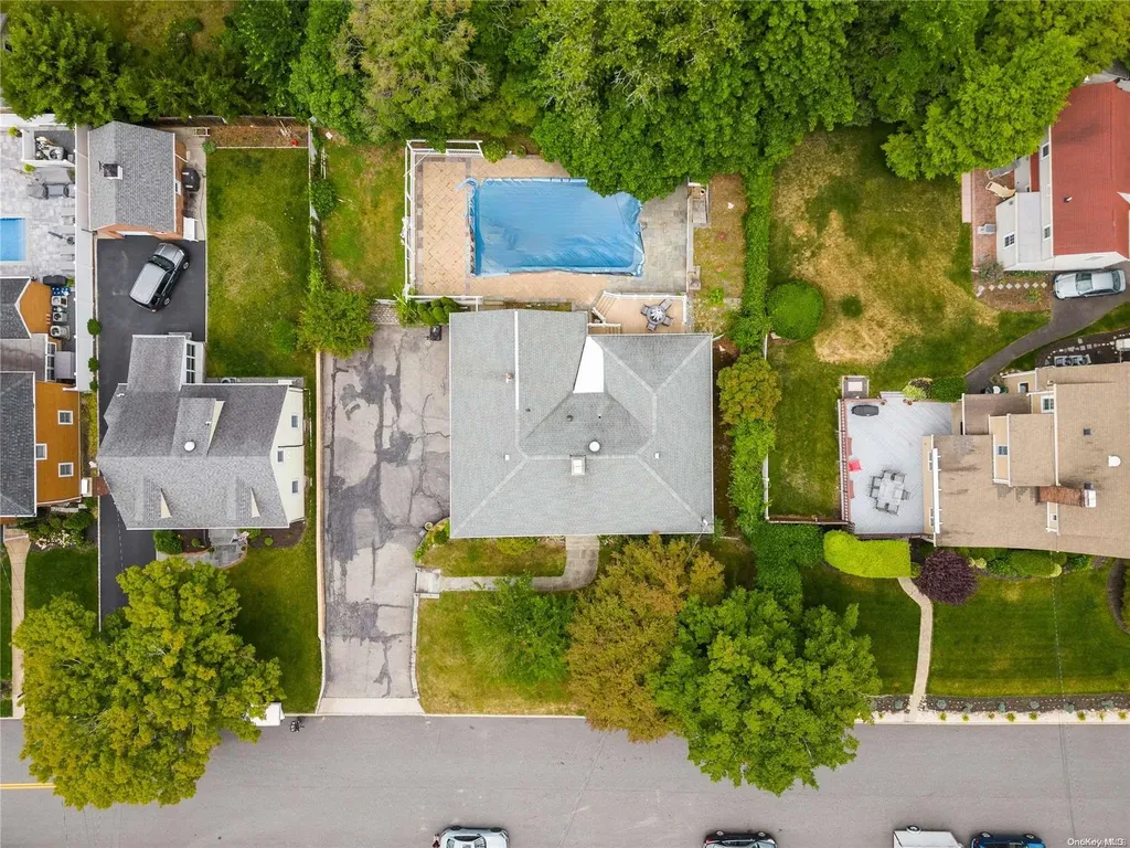 48 Smith Street Glen Head NY 11545