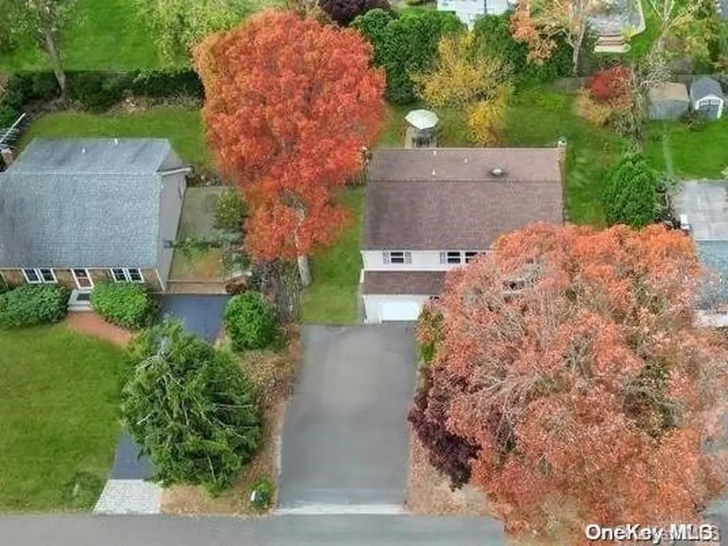 42 Burney Boulevard Mastic NY 11950
